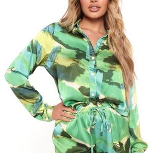 Green Abstract two piece set